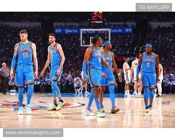 亚历山大35分领衔雷霆客场逆转灰熊霍姆格伦贡献21分7篮板