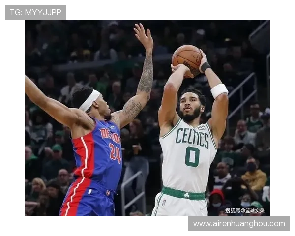 克里斯蒂全场表现出色三分球命中率高效助球队逆转胜利